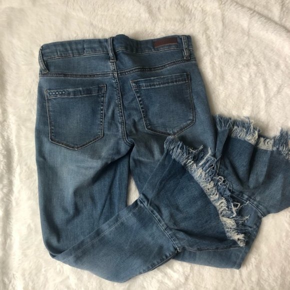 NWT Blank NYC Trumpet Flare Jeans - Picture 4 of 8